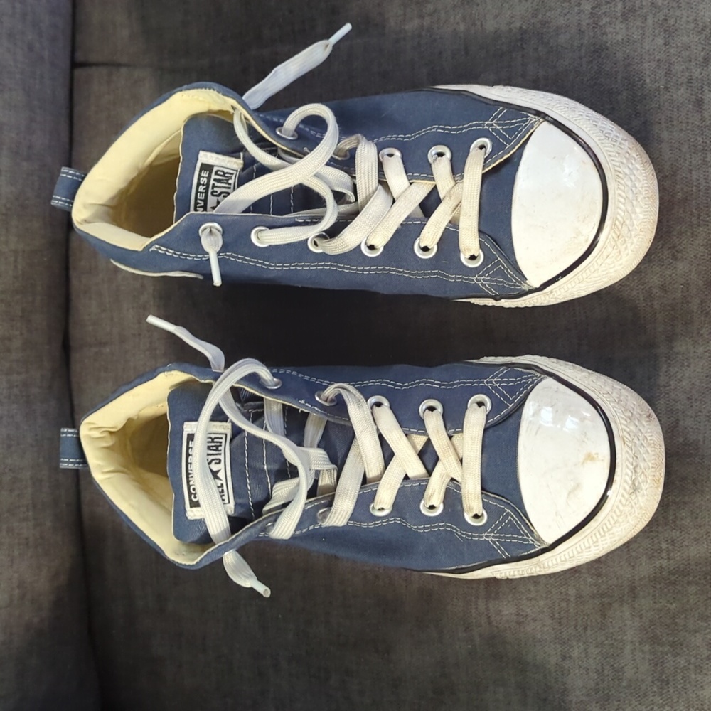 Men's Converse All Star Mid Top Navy Blue Shoes. Size 10.